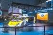 11月8日，斯洛伐克展位会飞的汽车“Aeromobil”吸引了众多观众参观。